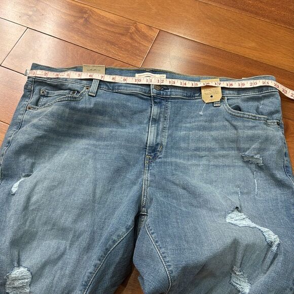 NWT Levis Jeans 725 High Rise Bootcut Light Wash Distressed Womens Size 22W - Picture 10 of 12